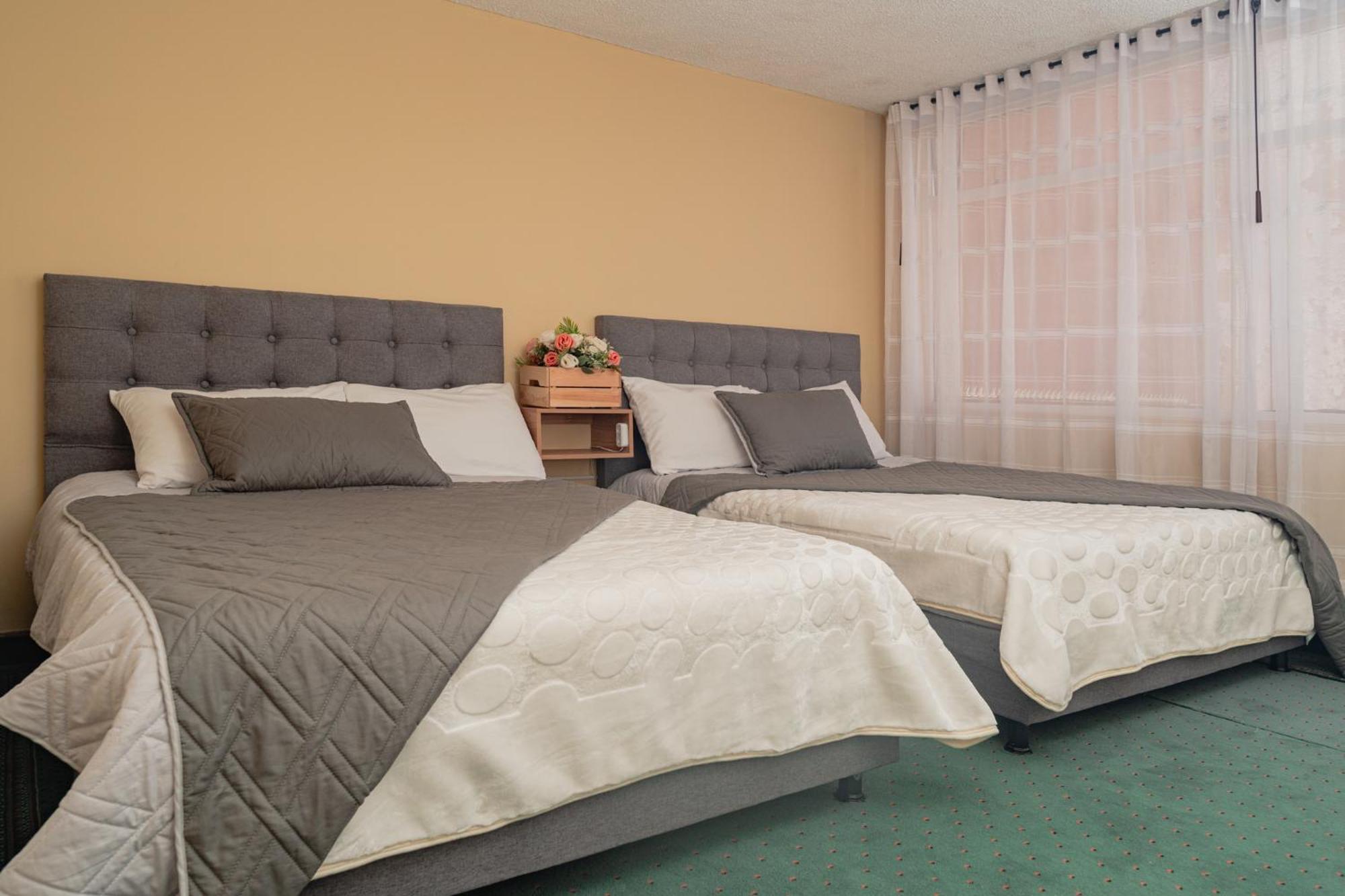 Innovar Casa Hostal โบโกตา ภายนอก รูปภาพ