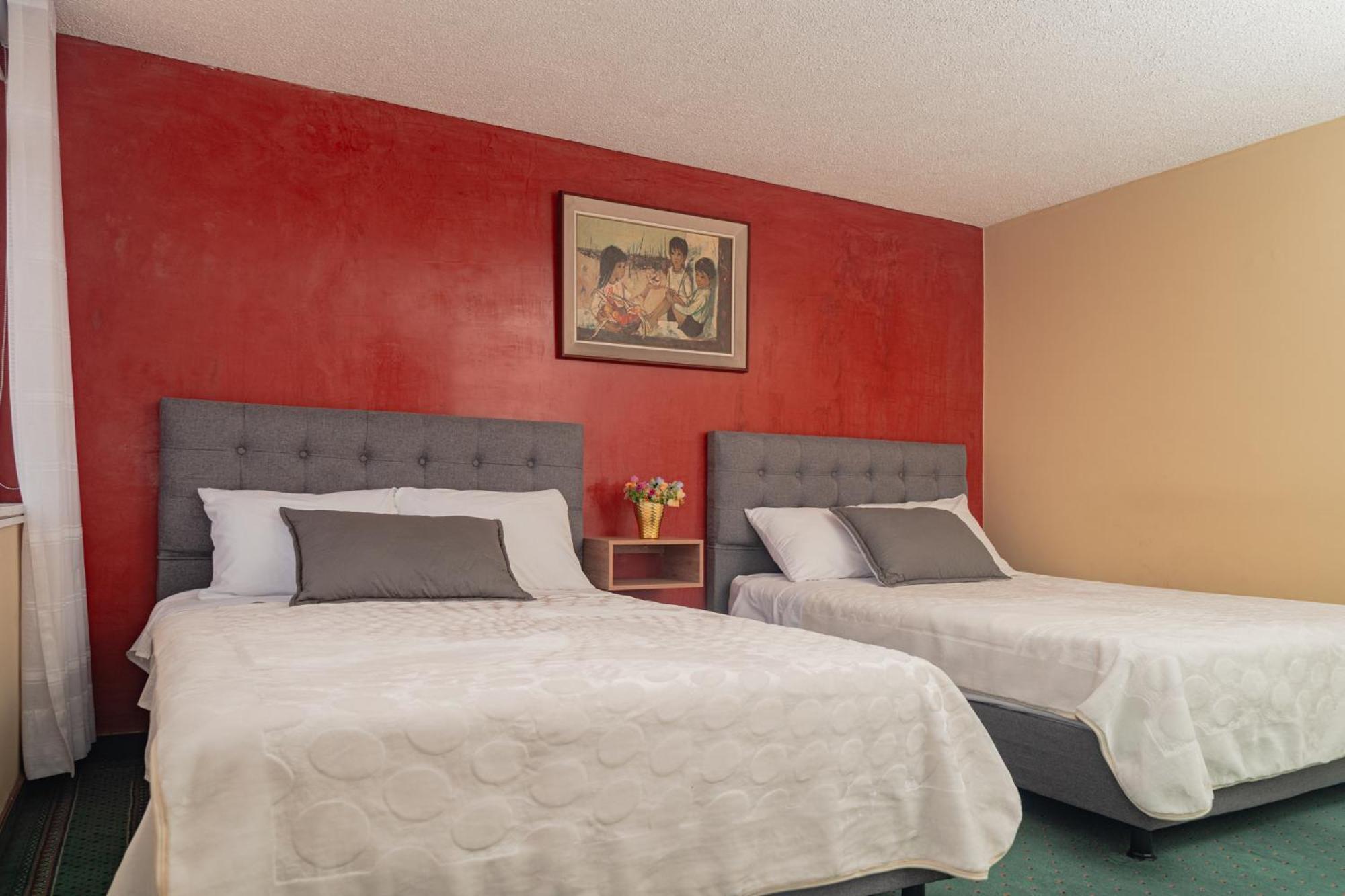 Innovar Casa Hostal โบโกตา ภายนอก รูปภาพ